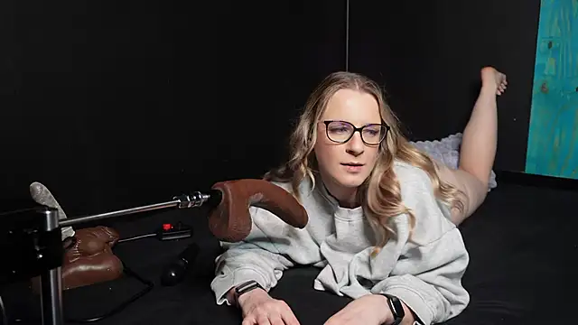 Snapshot of little_princess92 chatting on 15, 10, 2025 little princess92 online show from 15, 10, 2025