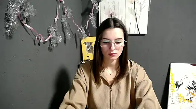 lady olivia  online show from 20, 12, 2024