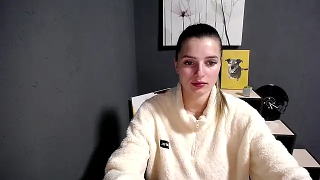 Snapshot of lady_olivia_ chatting on 8, 11, 2025 lady olivia online show from 8, 11, 2025