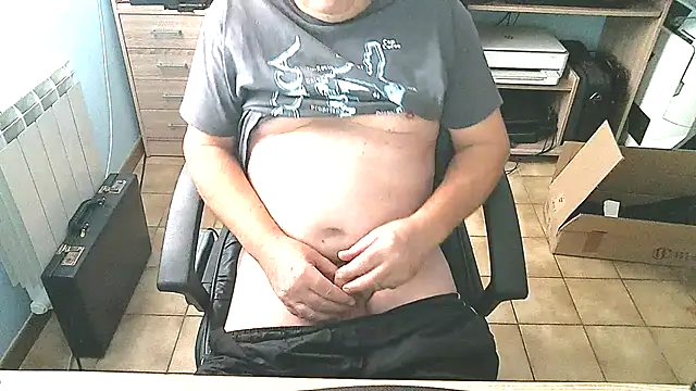 Snapshot of urick10500 chatting on 14, 11, 2025 urick10500 online show from 14, 11, 2025