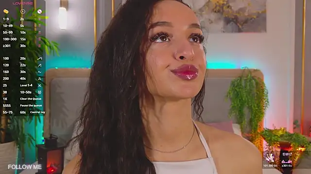 Lolly Neal online show from 13, 4, 2026