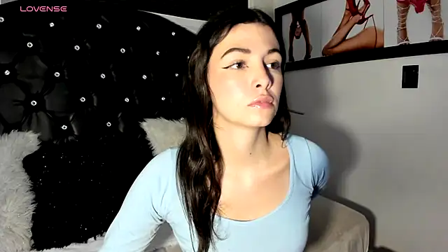 Snapshot of diana_queen_ chatting on 12, 12, 2024 diana queen online show from 12, 12, 2024