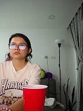 azumiichan online show from 18, 12, 2025