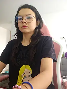 azumiichan online show from 6, 1, 2026