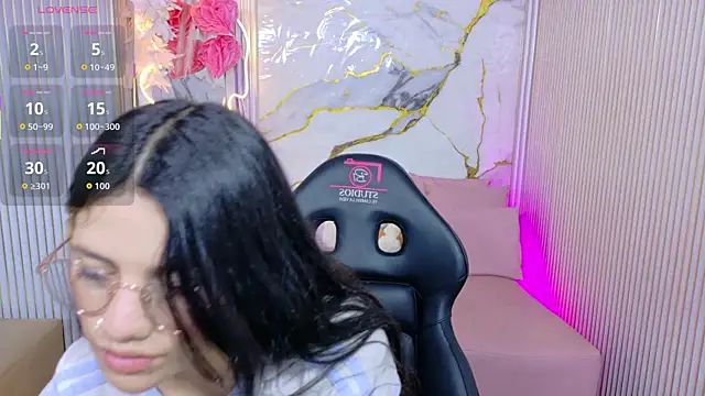 Snapshot of Chiara_tay chatting on 26, 5, 2026 Chiara tay online show from 26, 5, 2026