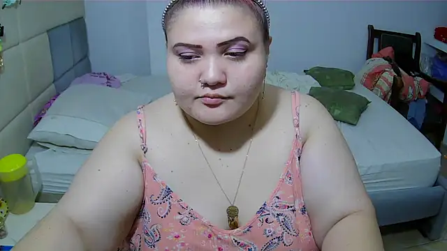 Snapshot of Jones_alexia chatting on 4, 6, 2026 Jones alexia online show from 4, 6, 2026