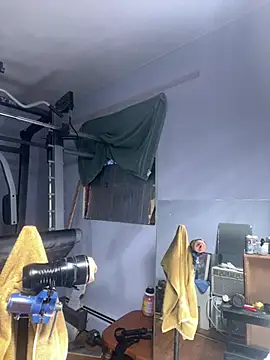 Brando2585 online show from 8, 4, 2026