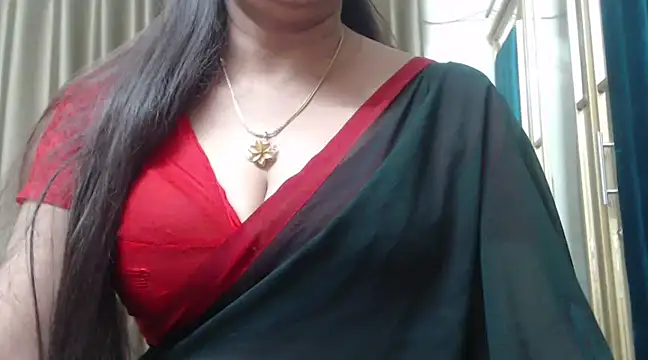 Snapshot of desi-maisa130 chatting on 14, 12, 2024 desi-maisa130 online show from 14, 12, 2024