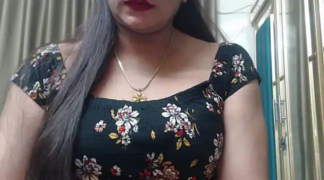 Snapshot of desi-maisa130 chatting on 18, 1, 2025 desi-maisa130 online show from 18, 1, 2025