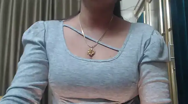 Snapshot of desi-maisa130 chatting on 25, 2, 2025 desi-maisa130 online show from 25, 2, 2025