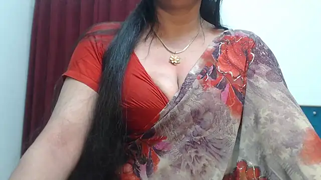 Snapshot of desi-maisa130 chatting on 15, 9, 2025 desi-maisa130 online show from 15, 9, 2025