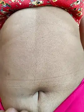 Snapshot of Lovley_Eesha chatting on 25, 2, 2026 Lovley Eesha online show from 25, 2, 2026