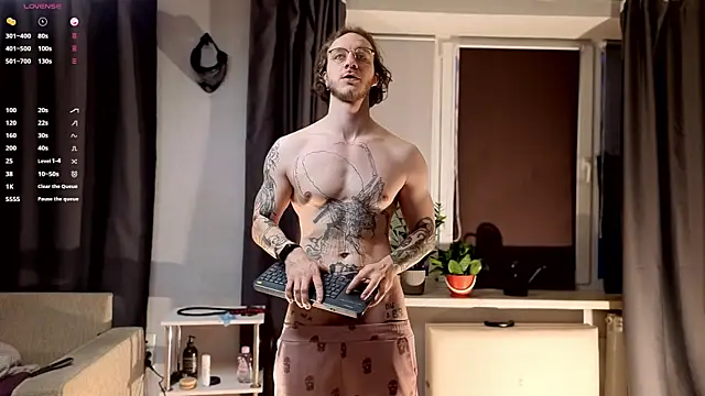 pleasure8869 online show from 15, 11, 2025