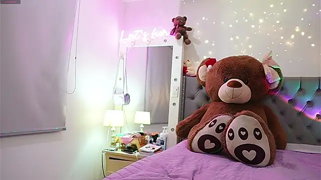 Tiana sanders online show from 16, 12, 2024