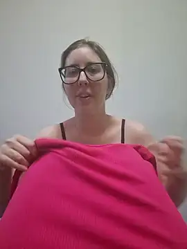 Snapshot of Sarah459 chatting on 7, 5, 2026 Sarah459 online show from 7, 5, 2026