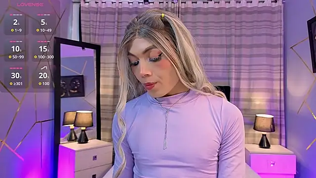 Megan Do Santos online show from 26, 11, 2025