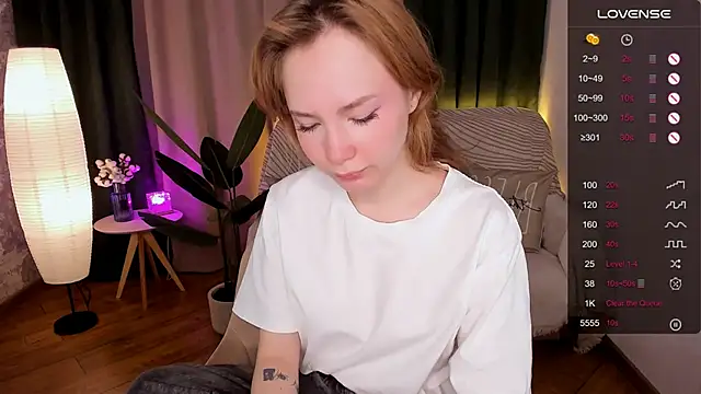 LanaBlu  online show from 10, 1, 2025