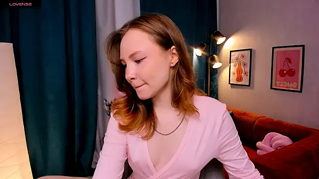 Snapshot of LanaBlu_ chatting on 23, 6, 2026 LanaBlu online show from 23, 6, 2026
