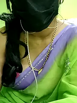 Snapshot of Aishu-tamil09 chatting on 19, 12, 2024 Aishu-tamil09 online show from 19, 12, 2024