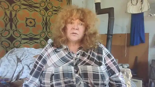 Snapshot of RoseRed69 chatting on 21, 5, 2026 RoseRed69 online show from 21, 5, 2026