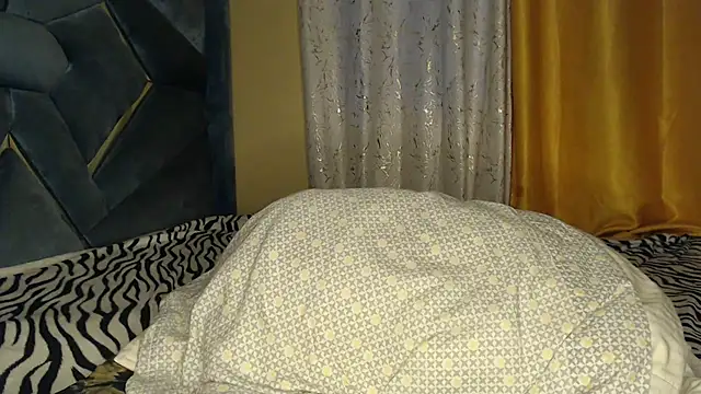 Snapshot of Sexy-tifani chatting on 27, 5, 2026 Sexy-tifani online show from 27, 5, 2026