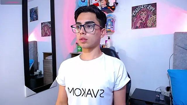 OwenBluee online show from 9, 2, 2026