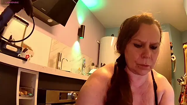 Endrocleia online show from 6, 10, 2025