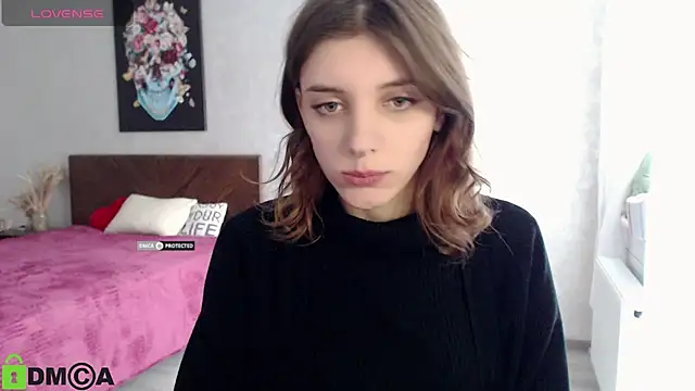 CherryBloom777 online show from 4, 1, 2025