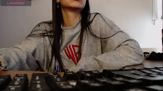 Snapshot of alma_violeta chatting on 28, 9, 2025 alma violeta online show from 28, 9, 2025