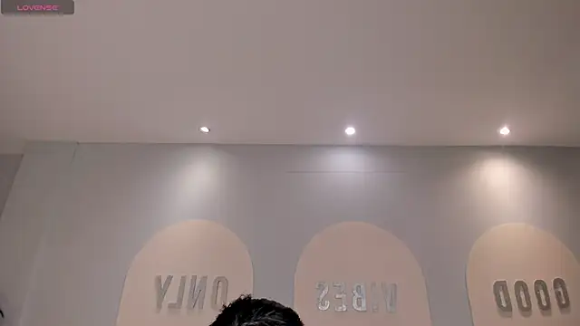 ValeriaRiveraX online show from 19, 2, 2025