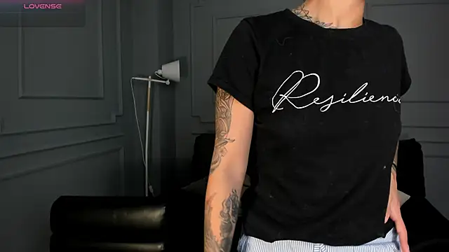 MariaHerrera  online show from 30, 11, 2025