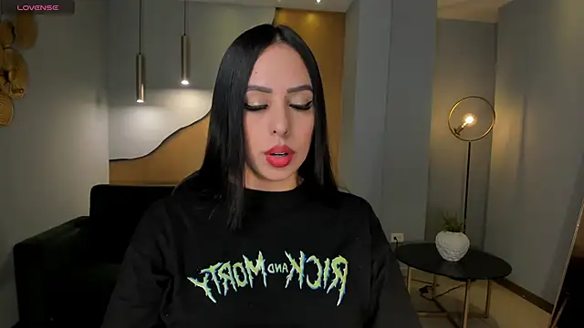 Snapshot of KatieStonne chatting on 17, 12, 2024 KatieStonne online show from 17, 12, 2024