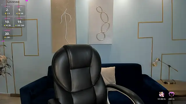 Snapshot of KatieStonne chatting on 6, 3, 2025 KatieStonne online show from 6, 3, 2025