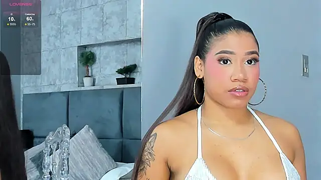 Snapshot of Salome_Diaz_ chatting on 1, 3, 2025 Salome Diaz  online show from 1, 3, 2025