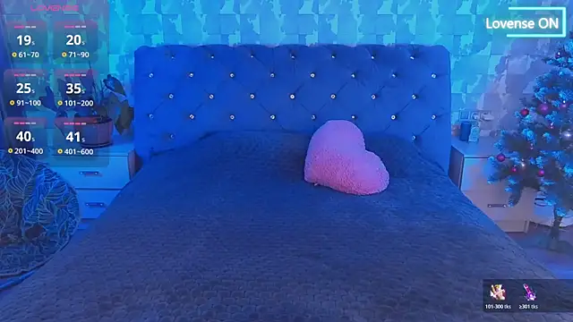 SuzannaWild online show from 17, 12, 2025