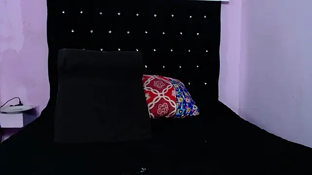 Snapshot of kittybonxx chatting on 9, 3, 2025 kittybonxx online show from 9, 3, 2025