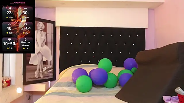 Snapshot of kittybonxx chatting on 16, 10, 2025 kittybonxx online show from 16, 10, 2025