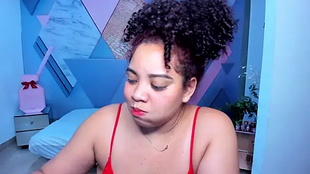 Snapshot of AngelaCoffee chatting on 6, 2, 2025 AngelaCoffee online show from 6, 2, 2025