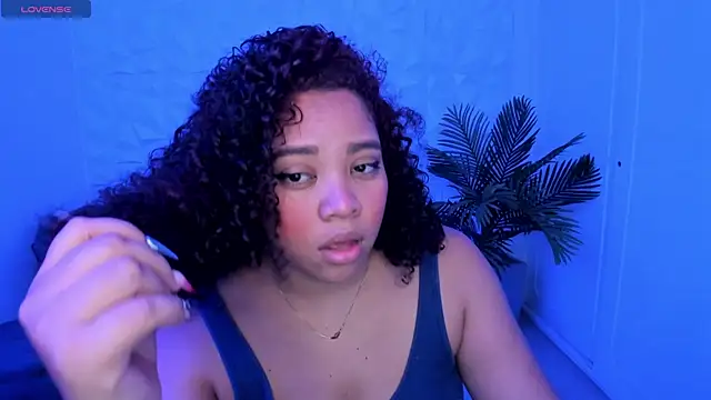 Snapshot of AngelaCoffee chatting on 19, 2, 2025 AngelaCoffee online show from 19, 2, 2025
