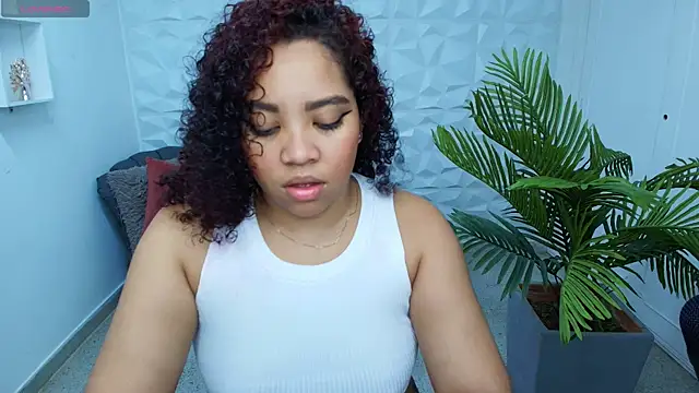 Snapshot of AngelaCoffee chatting on 13, 3, 2025 AngelaCoffee online show from 13, 3, 2025