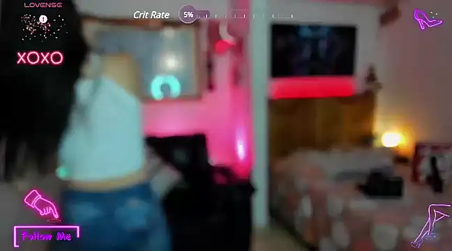 LauGrayJ online show from 22, 2, 2025