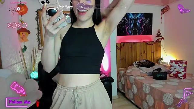 LauGrayJ online show from 25, 2, 2025