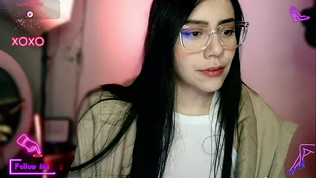 LauGrayJ online show from 9, 11, 2025