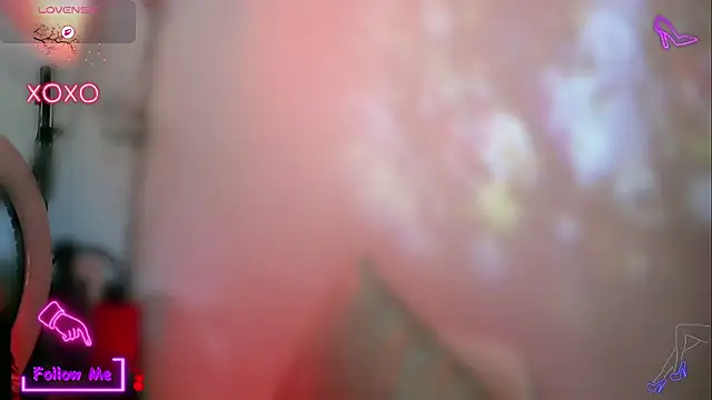 LauGrayJ online show from 5, 12, 2025