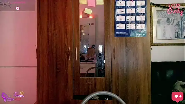 LauGrayJ online show from 25, 2, 2026