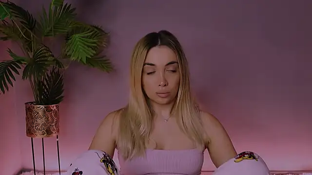 Snapshot of Jessielle chatting on 13, 1, 2026 Jessielle online show from 13, 1, 2026