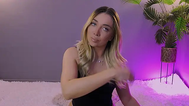 Snapshot of Jessielle chatting on 23, 3, 2026 Jessielle online show from 23, 3, 2026