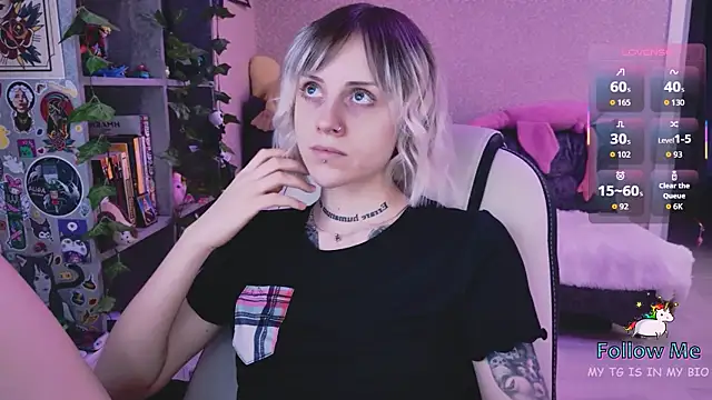 NaniMoore online show from 6, 4, 2026