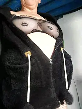 clarita 01 online show from 9, 1, 2026