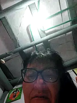Snapshot of clarita_01 chatting on 6, 6, 2026 clarita 01 online show from 6, 6, 2026